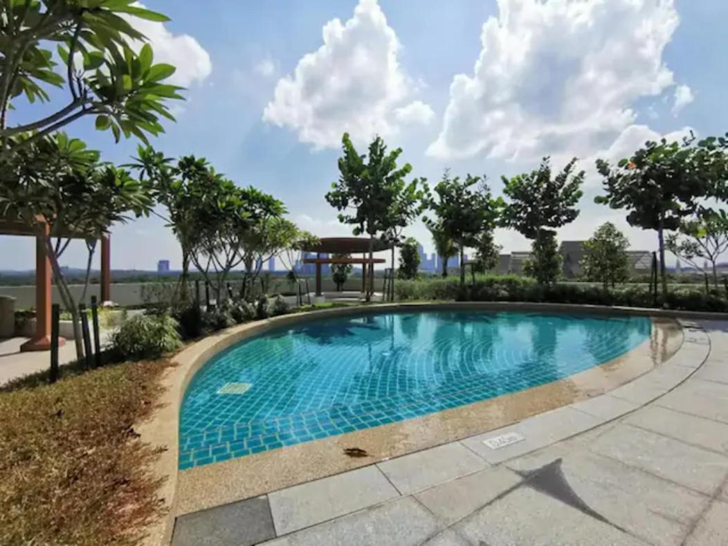 Almas Puteri Harbour Nusajaya Suite Room Exclusive Room 5 Min To Legoaland By Homespace Esterno foto