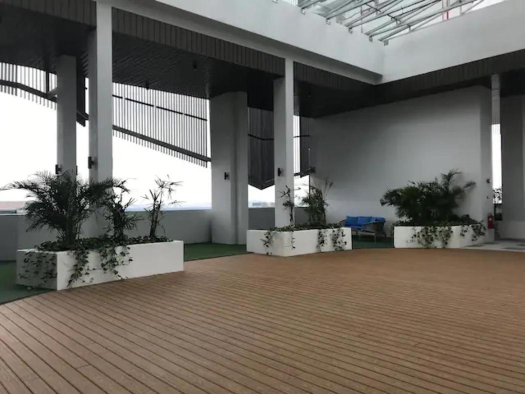 Almas Puteri Harbour Nusajaya Suite Room Exclusive Room 5 Min To Legoaland By Homespace Esterno foto