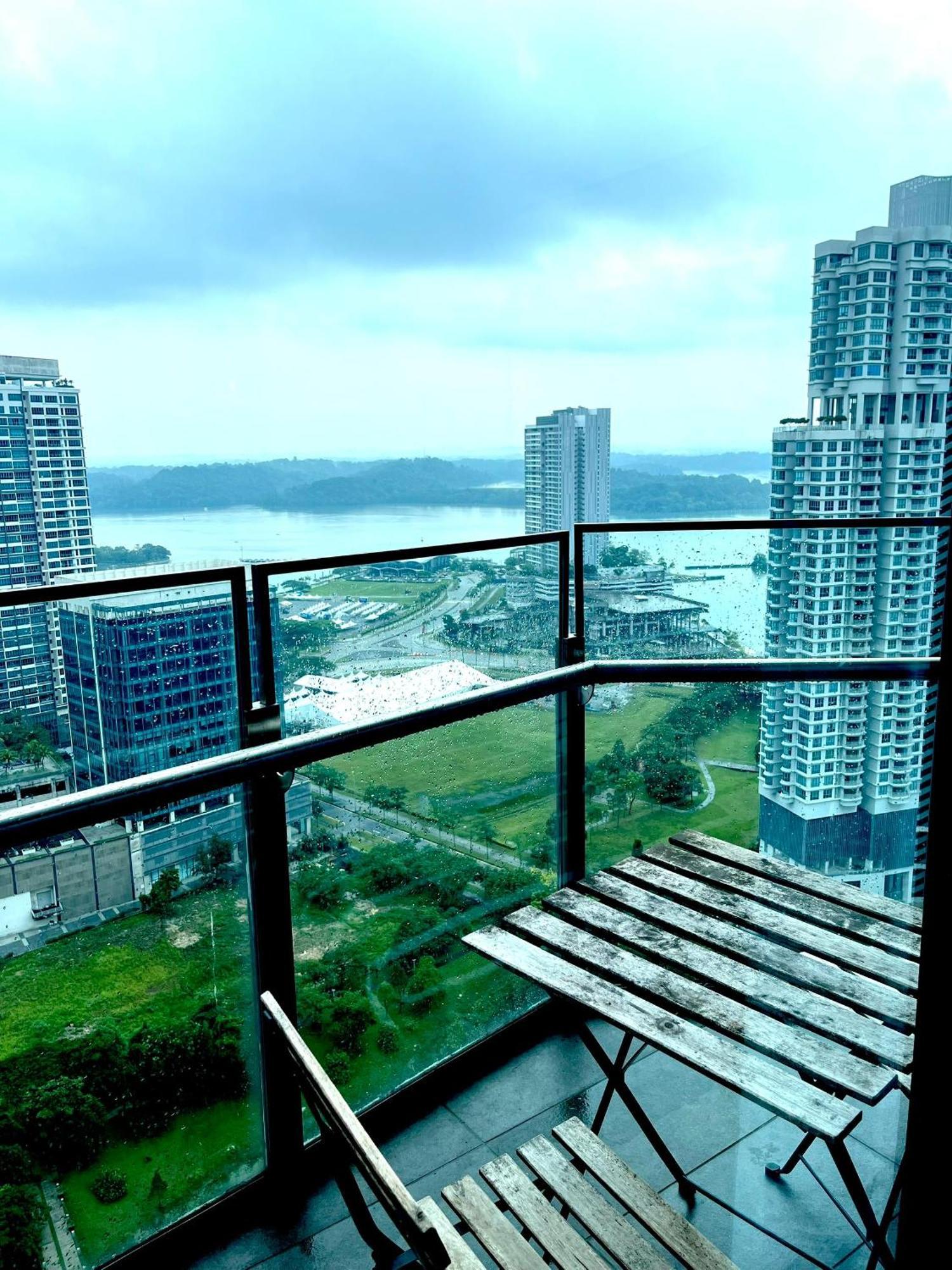Almas Puteri Harbour Nusajaya Suite Room Exclusive Room 5 Min To Legoaland By Homespace Esterno foto