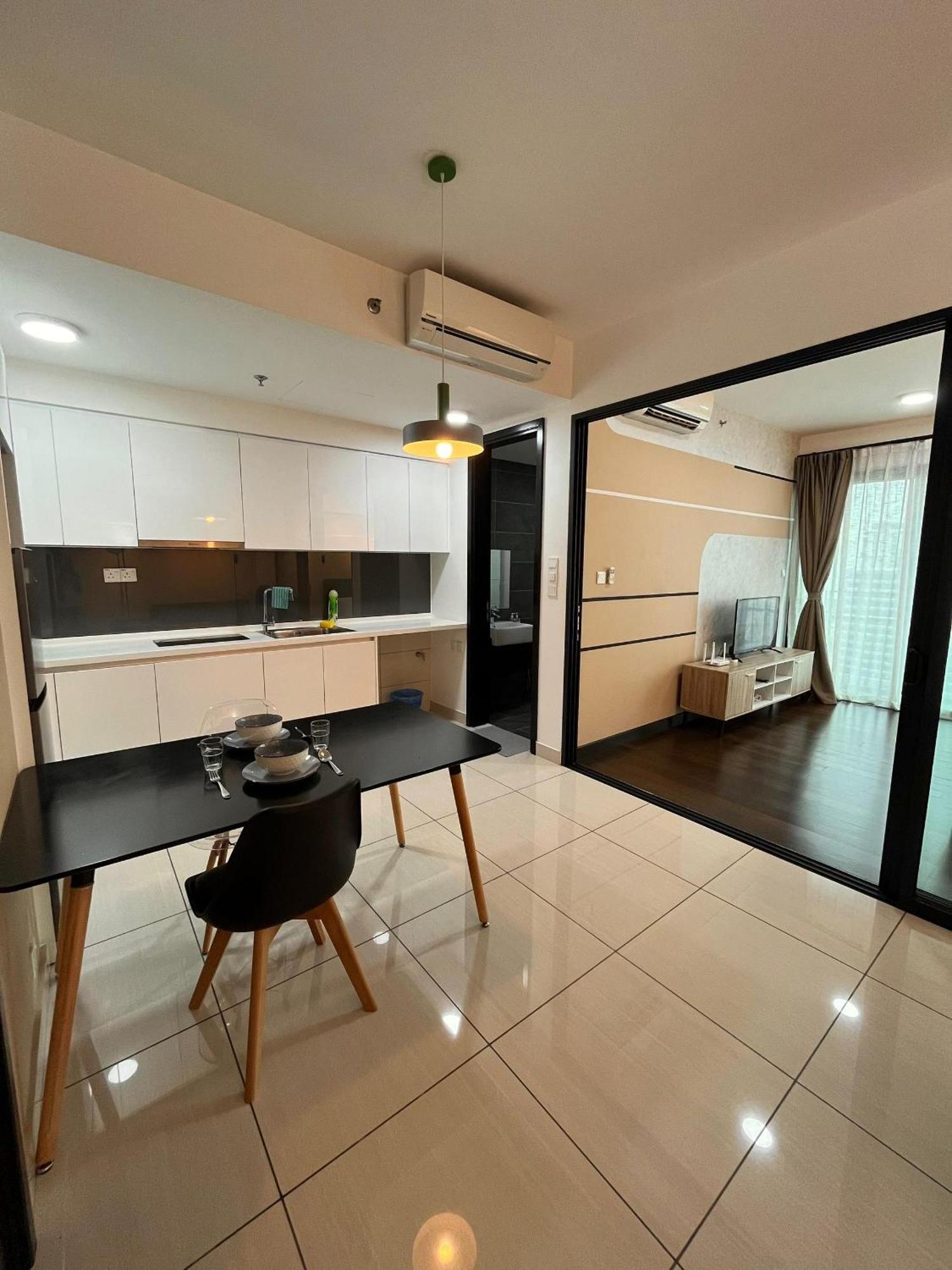 Almas Puteri Harbour Nusajaya Suite Room Exclusive Room 5 Min To Legoaland By Homespace Esterno foto