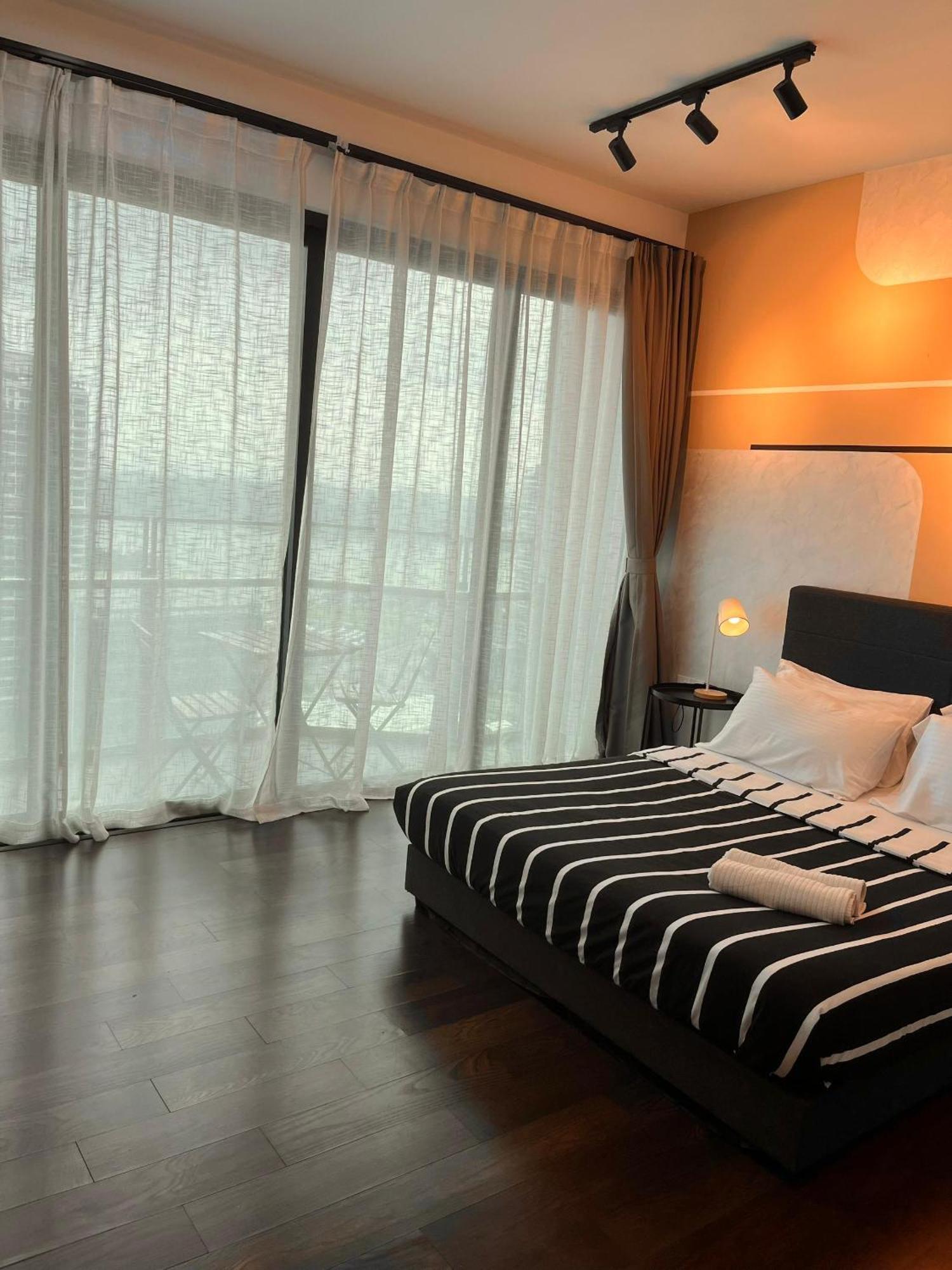 Almas Puteri Harbour Nusajaya Suite Room Exclusive Room 5 Min To Legoaland By Homespace Esterno foto
