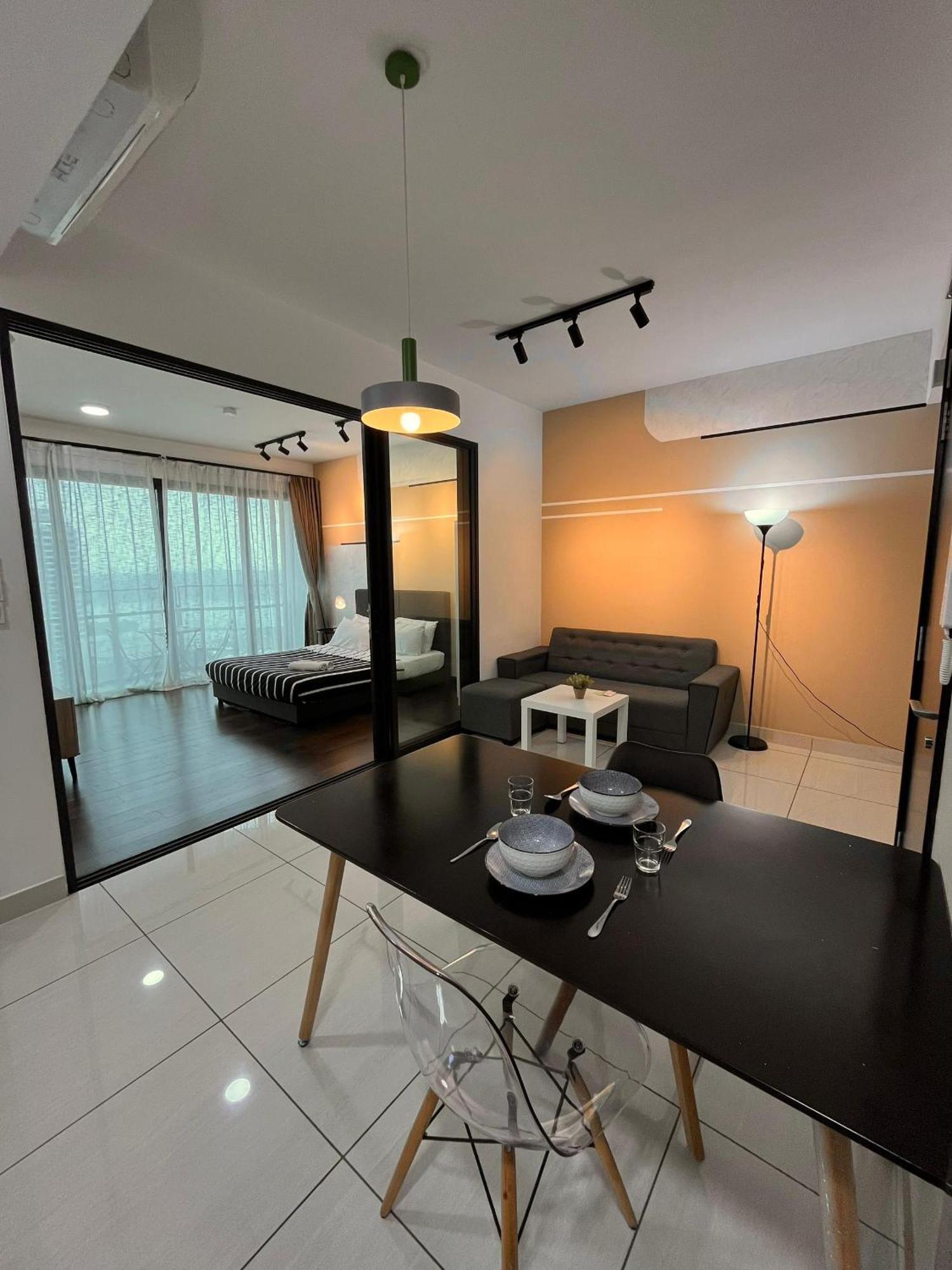 Almas Puteri Harbour Nusajaya Suite Room Exclusive Room 5 Min To Legoaland By Homespace Esterno foto